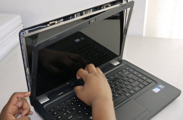 Cách Sửa Laptop HP Lỗi Màn Hình Không Lên Nguồn Tại Vinh Nghệ An Uy Tín